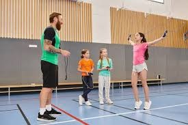 [中超]上海海港2分优势领跑 争冠形势一片大好