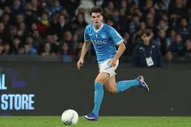 3-2绝杀皇马！巴萨携亚马尔登基西超，姆巴佩再成背景板！